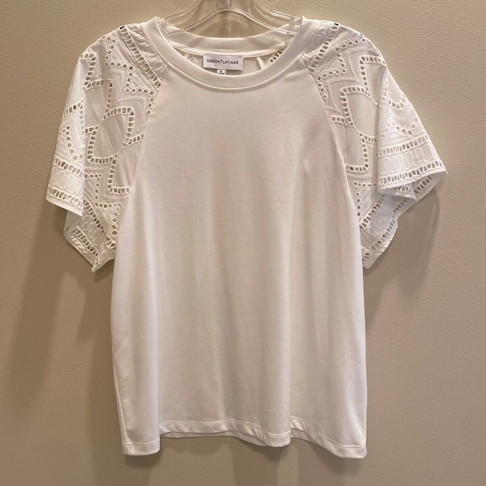 Gibson Latimer mixed media white raglan eyelet short sleeve t-shirt size small